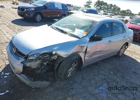 2006 Honda Accord 2.4 Ex z USA, uszkodzony, nr VIN 1HGCM56766A041756